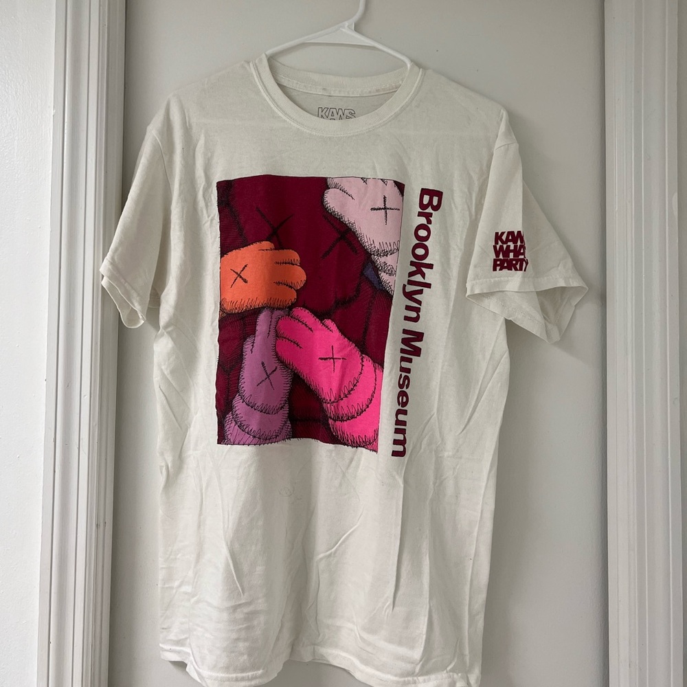 Brooklyn Museum x KAWS Shirt size M